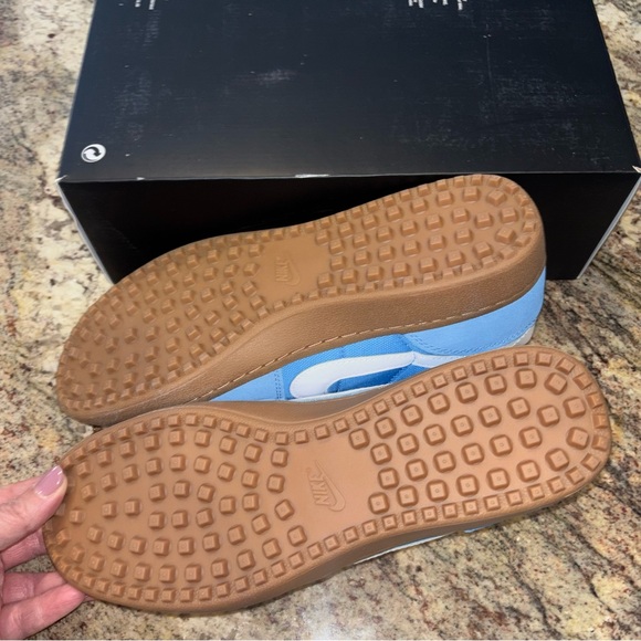 Nike Men's Field General Shoes NEW - Picture 10 of 11